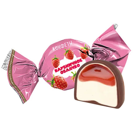 Chocolate Сandies with Souffle Filling "Strawberry Cloud", Kommunarka, 226g / 7.97oz